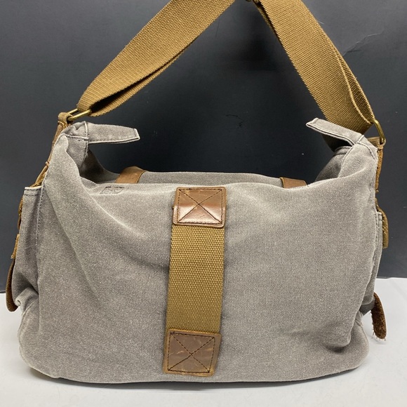Berchirly Canvas Crossbody Bag - Picture 7 of 17